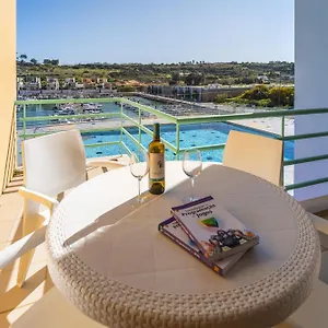 Marina Breeze With Pool - 900m From The Appartement